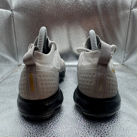 Size 8 Nike Air Vapormax Flyknit 2 Womens NBY Platinum‎ Gold Shoes 942843-010 - Picture 8 of 11